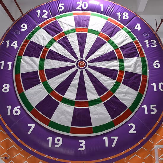 Fabrikspezifisches aufblasbares Fußball-Dart-Schießziel, aufblasbares Dart-Ziel
