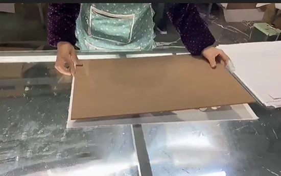 Neue nordische Wohnkultur Cartoon Holz Acryl dekorative Spiegel Wandkunst für Kinderzimmer